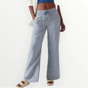 Athleta Light Blue Wide Leg Retreat Pants size 2